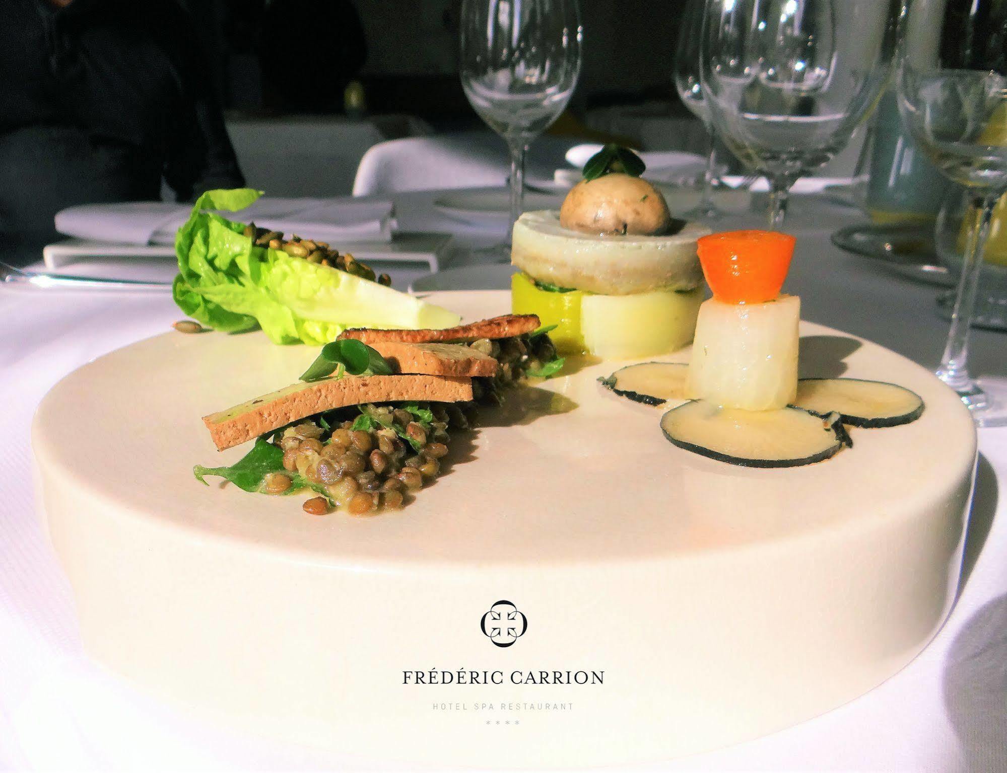 Frédéric Carrion Hôtel et Spa Viré Esterno foto