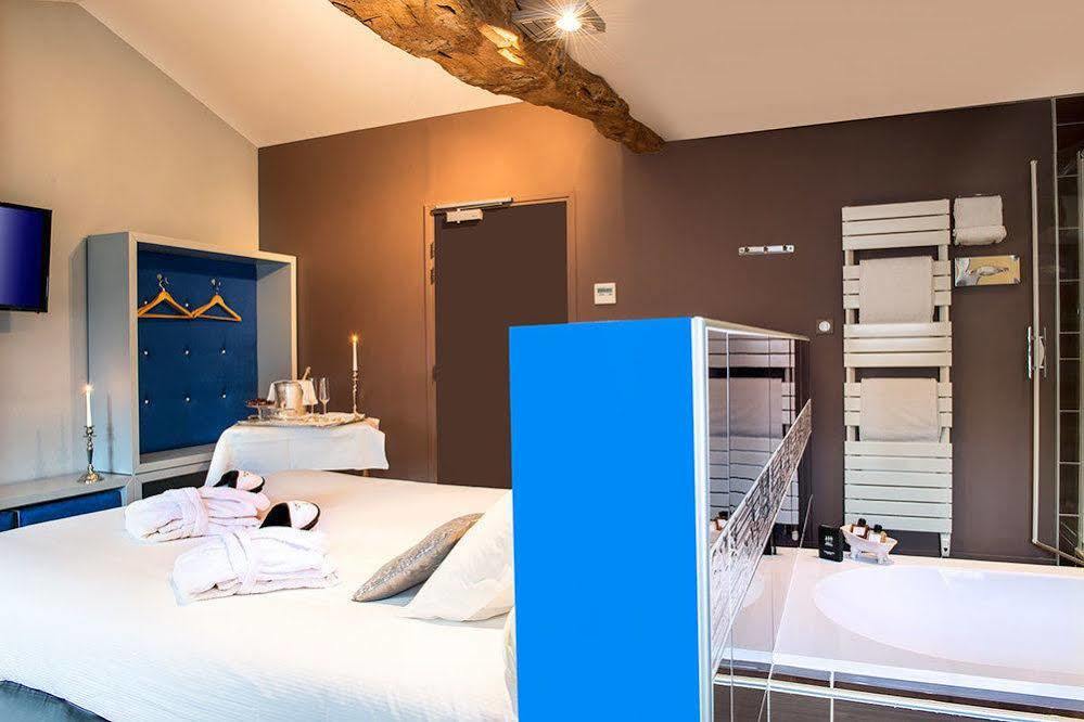 Frédéric Carrion Hôtel et Spa Viré Esterno foto