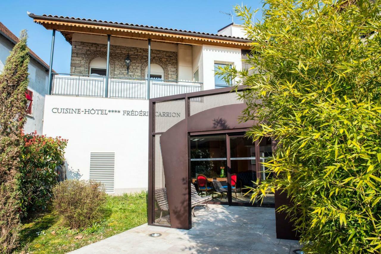 Frédéric Carrion Hôtel et Spa Viré Esterno foto