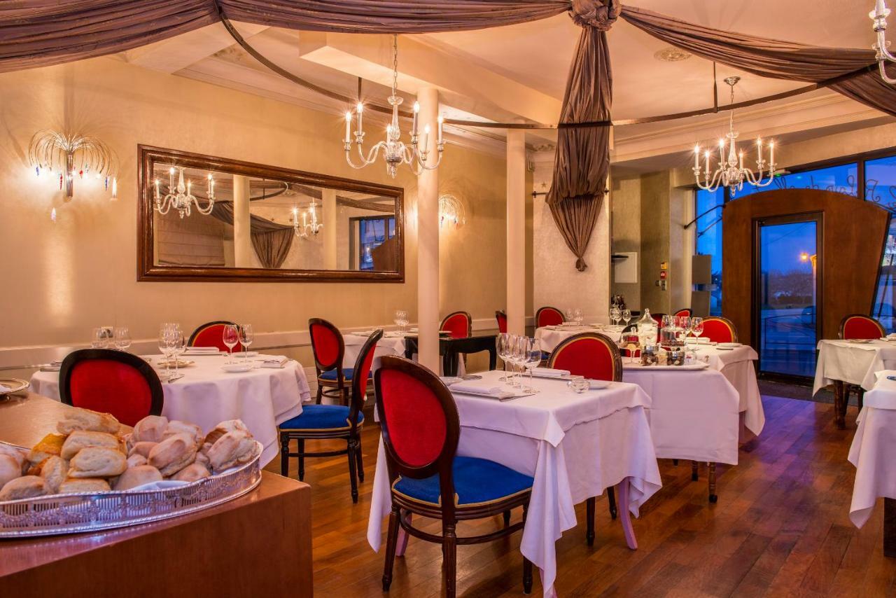 Frédéric Carrion Hôtel et Spa Viré Esterno foto